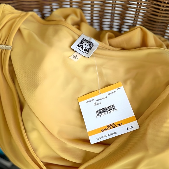 New Women’s Anne Klein Sleeveless Blouse - Picture 5 of 5